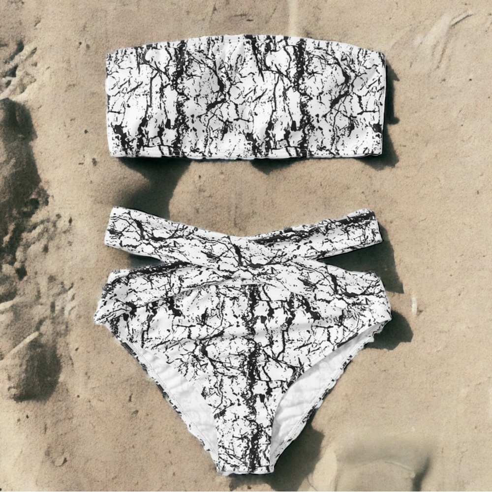 White and black marble print bandeau bikini